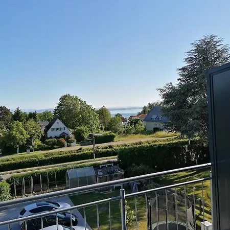 Mit Blick * Friedrichshafen