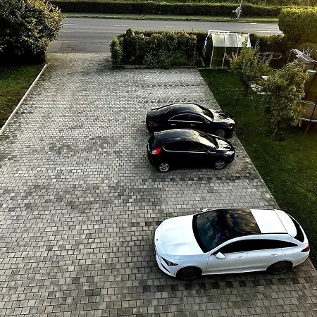 - Seeblick Inn Friedrichshafen